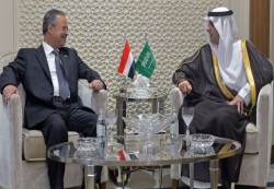 المخلافي يبحث مع وزير الخارجية السعودي العلاقات الثنائية وتسهيل دخول اليمنيين الى المملكة
