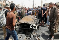  عشرات القتلى في تفجيرات بسيارات مفخخة في العراق