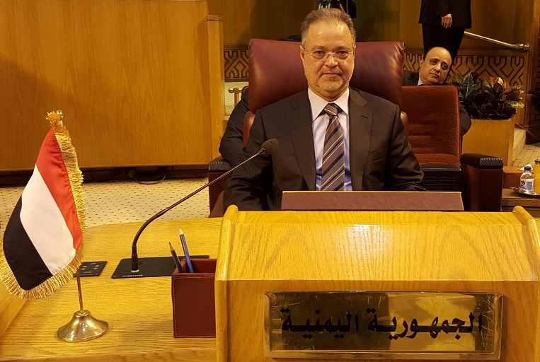 وزير الخارجية: اليمن يواجه تدخلاً وانقلاباً على الشرعية وعلى التوافق الوطني