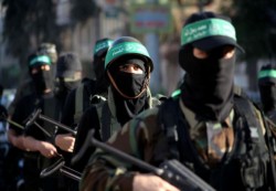 ابتهاج كبير باعلان كتائب القسام أسر جندي إسرائيلي في غزة