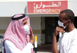 تحذيرات من اجتياح وباء كورونا للسعودية بعد ارتفاع الوفيات الى 81 والملك يقيل وزير الصحة