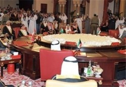 خلافات خليجية تدفع السعودية والإمارات والبحرين لإعلان سحب سفراءها من قطر