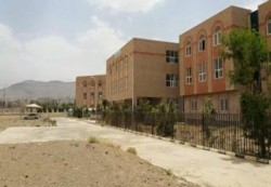 مليشيا الحوثي تقتحم سكن اعضاء هيئة التدريس بجامعة صنعاء وتطرد اثنين من اساتذتها 