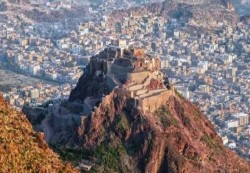 مركز المعلومات: سقوط ٦٤ مدنياً واصابة آخرين برصاص مليشيا الانقلاب في تعز