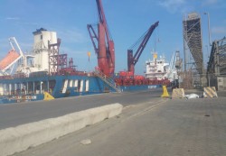 ميناء عدن يحقق ارتفاعا في حركة الملاحة البحرية خلال عام 2018