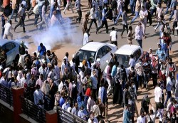السودان: قوات الامن تطلق الغاز المسيل للدموع مع تجدد الاحتجاجات في المدن