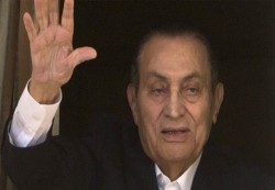 مصر تنظم جنازة عسكرية للرئيس الأسبق مبارك