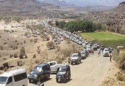 تشييع مهيب للعميد عدنان الحمادي ومطالبات واسعة بكشف المتورطين بجريمة اغتياله 