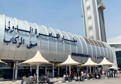 مصر تعلن اعادة فتح مطاراتها اعتبارا من بداية الشهر القادم 