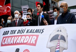 حزب تركي يدعو للاعتراف بالقرم جزءا من روسيا ردا على اعتراف بايدن بإبادة الأرمن
