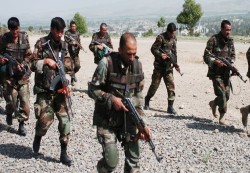 مقتل 14 عنصرا من طالبان في غارتين جويتين للجيش الأفغاني