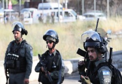 الإحتلال الصهيوني يعتقل 50فلسطينيا بالضفة الغربية ومدينة القدس