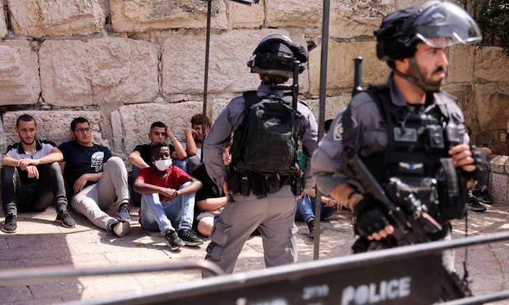 شرطة الاحتلال تعلن اعتقال 2142 مواطنا بالداخل الفلسطيني