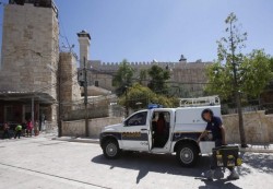 مسؤول فلسطيني: مستوطنون يجرفون حيا تاريخيا قرب الحرم الإبراهيمي