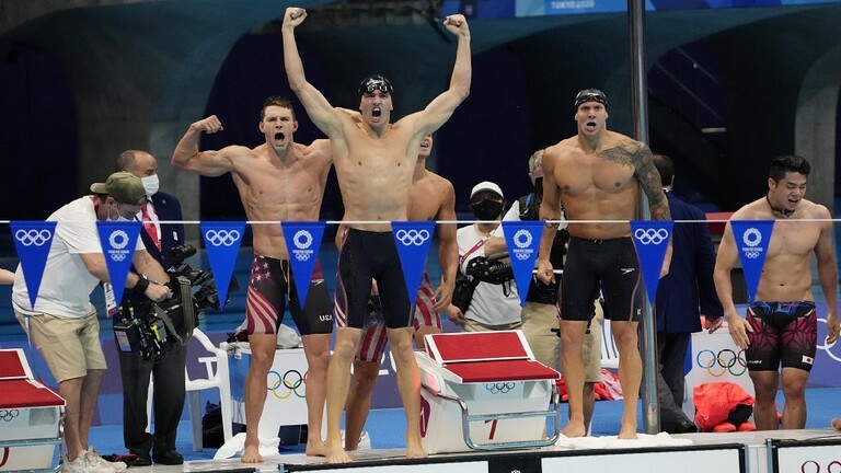 الولايات المتحدة تحرز ذهبية التتابع 4 مرات 100 م للسباحة المتنوعة برقم عالمي