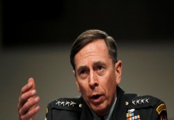 مدير CIA السابق: سيطرة "طالبان" على أفغانستان "كارثة"