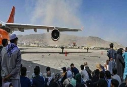 عشرات القتلى جراء تفجيرين في محيط مطار كابل والبنتاغون يؤكد سقوط ضحايا أمريكيين