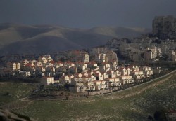 منظمة التحرير الفلسطينية: إسرائيل تعزز الاستيطان بـ”المعابد”