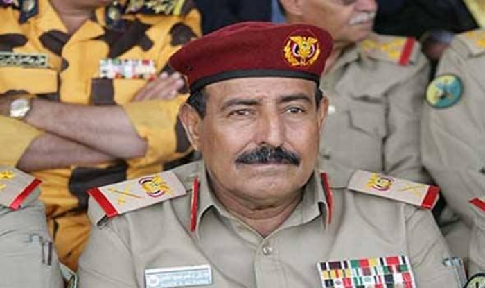الطاهري : هناك معلومات مؤكدة تشير ألى وجود عدد من الخبراء الايرانيين يعملون مع الحوثيين لتجهيز صواريخ اسكود