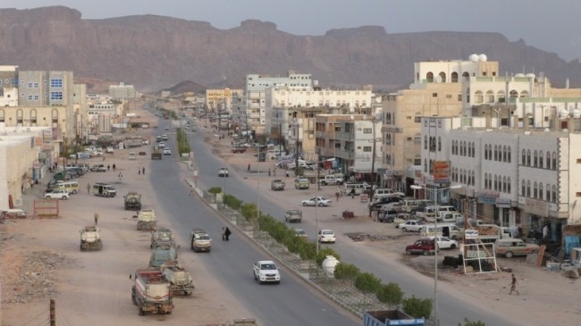 انفجار عنيف استهدف محيط مقر قيادة المقاومة بمدينة عتق بشبوة 