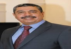 بحاح يصدر توجيهات بتشكيل لجنة حكومية تتولى النزول إلى تعز لدعم السلطة المحلية وتقديم أعمال الإغاثة الإنسانية 