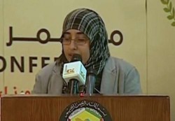 الدكتورة نهال العولقي  تحصل على جائزة دولية للمرأة الشجاعة 