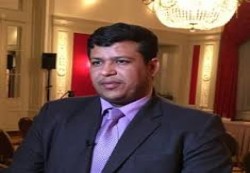 العليمي : الحكومة جاهزة وجادة للحل السياسي السلمي