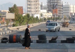 اللجنة الامنية بعدن تبدأ تطبيق اجراءات حظر التجوال