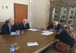 وزير الإدارة المحلية يؤكد لمنسق الأمم المتحدة والشؤون الإنسانية أهمية التعاون لتجاوز الأزمة الإنسانية في اليمن 