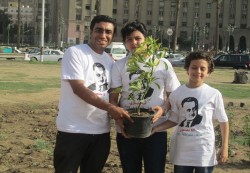 مصر: حملة (ناصري وافتخر ) تزرع أول شجرة لها بميدان التحرير