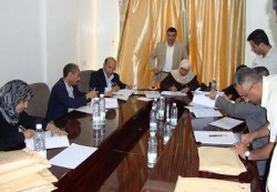 فتح مظاريف ثلاثة مناقصات لبناء فرعي صندوق المعاقين في عدن والحديدة وتسوير أرضية الفرع بإب