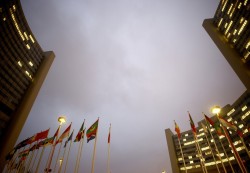 الوفد التفاوضي الإيراني يعود إلى فيينا تمهيدا لاستئناف المباحثات النووية