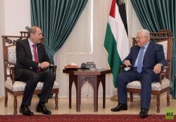 وزير الخارجية الأردني يصل إلى رام الله ويبحث مع عباس "عملا مشتركا" لحل القضية الفلسطينية