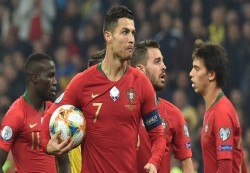 رونالدو يحفز المنتخب البرتغالي قبل الملحق الأوروبي المؤهل لمونديال قطر