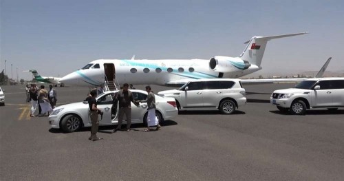 سلطنة عُمان تسهل الإفراج عن 14 أجنبياً محتجزين لدى الحوثيين