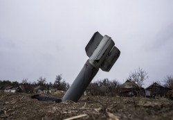 روسيا تعلن تدمير ورشات في مصنع يمد الجيش الأوكراني بالمتفجرات