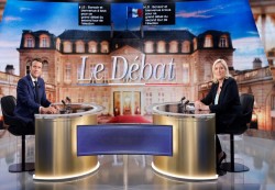 صمت انتخابي عشية خيار حاسم بالانتخابات الرئاسية في فرنسا.. ماكرون أم لوبان؟