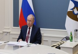 بوتين: ندرس توقيع اتفاقية للتجارة الحرة مع مصر والإمارات