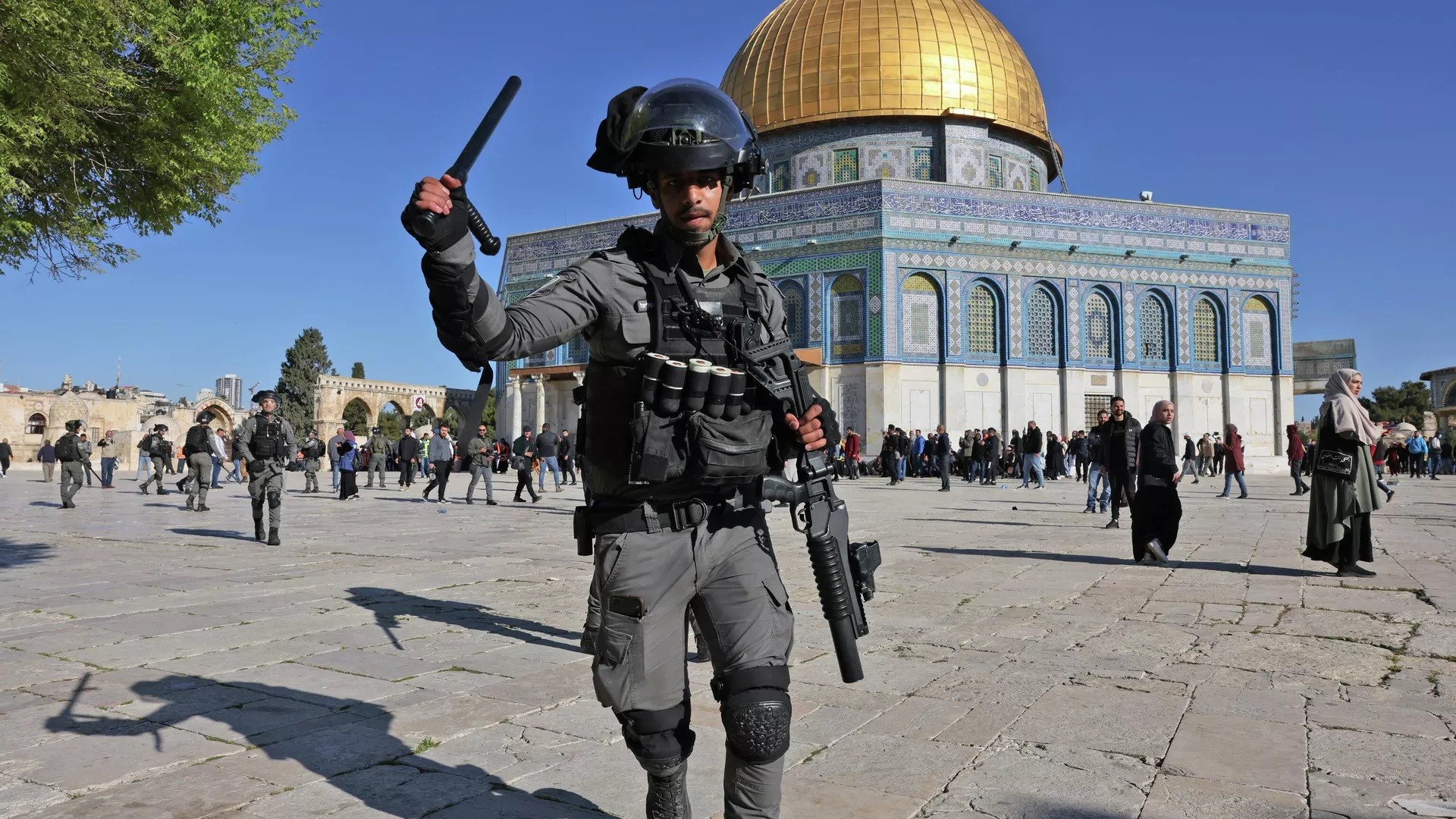 الخارجية الفلسطينية تطالب أمريكا بالضغط على إسرائيل لوقف الحفريات أسفل الأقصى