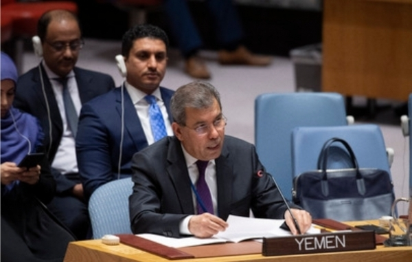 الحكومة: أمامنا فرصة تاريخية للسلام تنغّصها انتهاكات الحوثيين