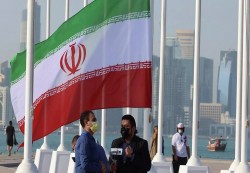 وزير النفط الإيراني: أبرمنا عقودا لتطوير الحقول النفطية بقيمة 14 مليار دولار