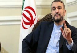 وزير خارجية إيران : لن نقف مكتوفي الأيدي إزاء ما يحدث في اليمن!