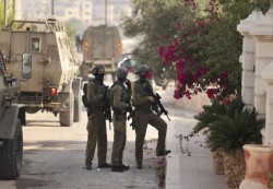 إصابة 7 جنود من جيش الاحتلال بالاختناق داخل برج عسكري