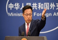 الصين تستنكر زيارة وزير بريطاني إلى تايوان