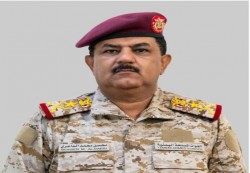وزير الدفاع اليمني: جماعة الحوثي تمتلك طرقاً لتهريب الأسلحة من إيران