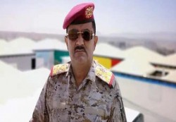 وزير الدفاع اليمني يتهم الحوثيين بإيواء عناصر "داعش" و"القاعدة" ودعمها بالأسلحة