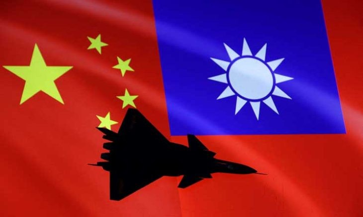 غضب صيني وابتهاج تايواني بسبب قانون دفاع أمريكي جديد