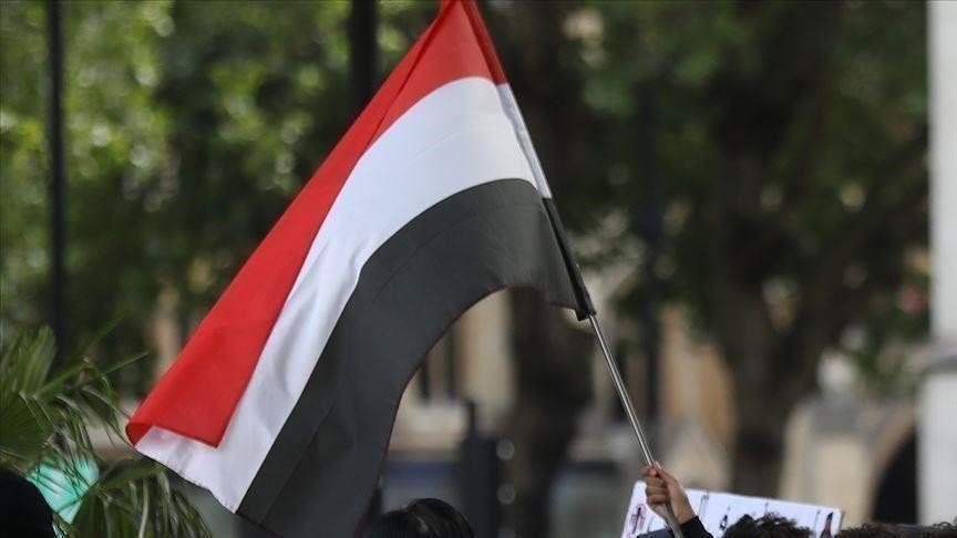 مصادر يمنية تكشف عن تغييرات مرتقبة في المجلس الرئاسي والحكومة