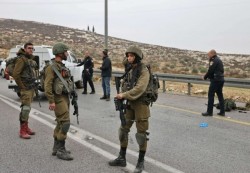 إصابة خطيرة لشاب فلسطيني برصاص الاحتلال واعتقال 16 آخرين في الضفة الغربية