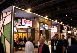 مجموعة هائل سعيد تشارك في أكبر تجمع عالمي لمنتجي الأغذية في دبي